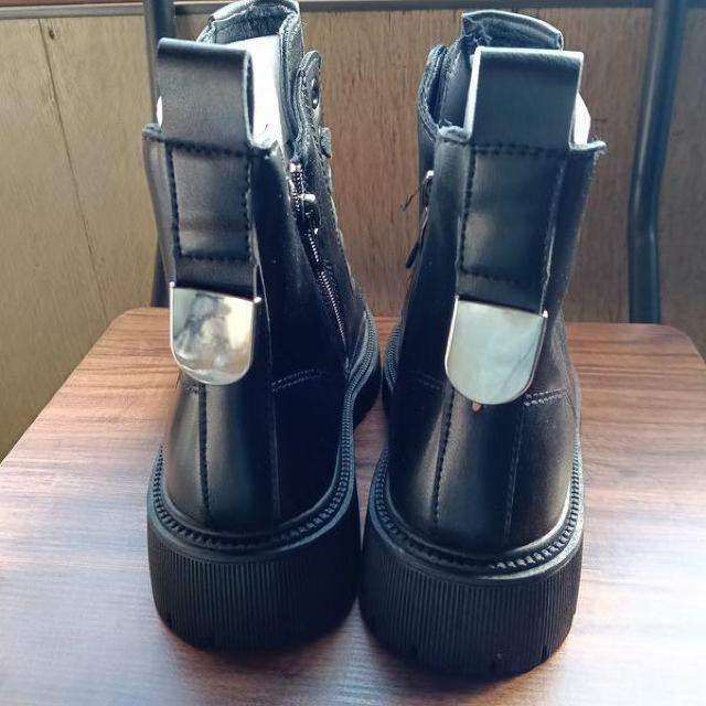 新品 22.5cm レディース ブーツ ブラック 厚底 シューズ ショートブーツ < 女性ファッション 新品 22.5cm レディース ブーツ ブラック 厚底 シューズ ショートブーツ < 女性ファッションの