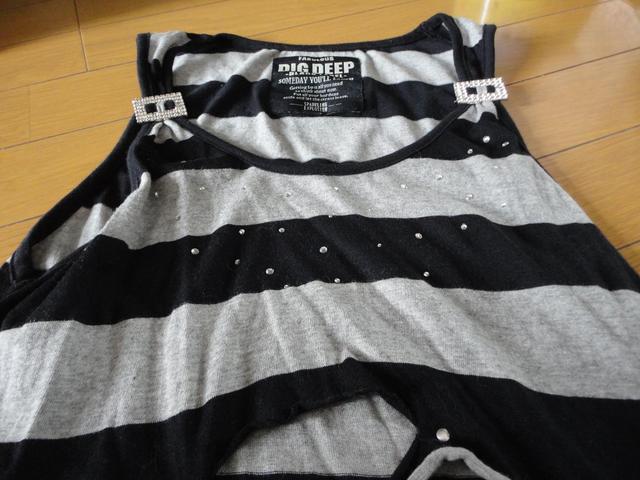 ダメージボーダーワンピ M or トップ < 女性ファッション ダメージボーダーワンピ M or トップ < 女性ファッションの