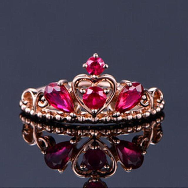 送料無料※高級感 ゆびわ クラウン ルビー石 指輪 フリーサイズ リング (13号〜21号) レディース シルバー 新品 < 女性アクセサリー/時計  送料無料※高級感 ゆびわ クラウン ルビー石 指輪 フリーサイズ リング (13号〜21号) レディース シルバー 新品 < 女性アクセサリー/時計の