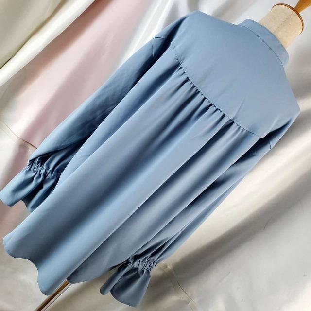 込み★677★クリーコンフォルト★可愛い!ラッフルカフスブラウス★F★ < 女性ファッション  込み★677★クリーコンフォルト★可愛い!ラッフルカフスブラウス★F★ < 女性ファッションの