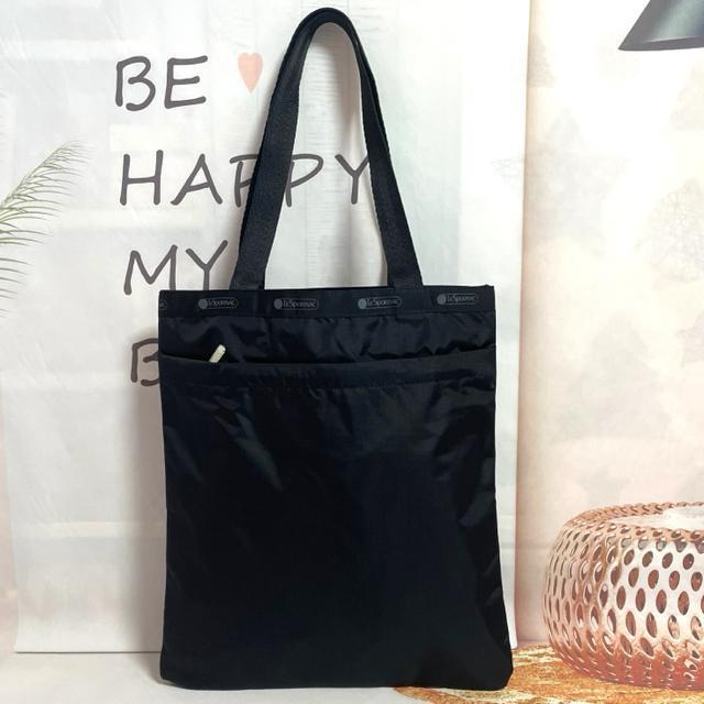 ★新品未使用★LeSportsac レスポートサック ブラック 黒色 トートバッグ 2339 送料無料 < 女性ファッション  ★新品未使用★LeSportsac レスポートサック ブラック 黒色 トートバッグ 2339 送料無料 < 女性ファッションの