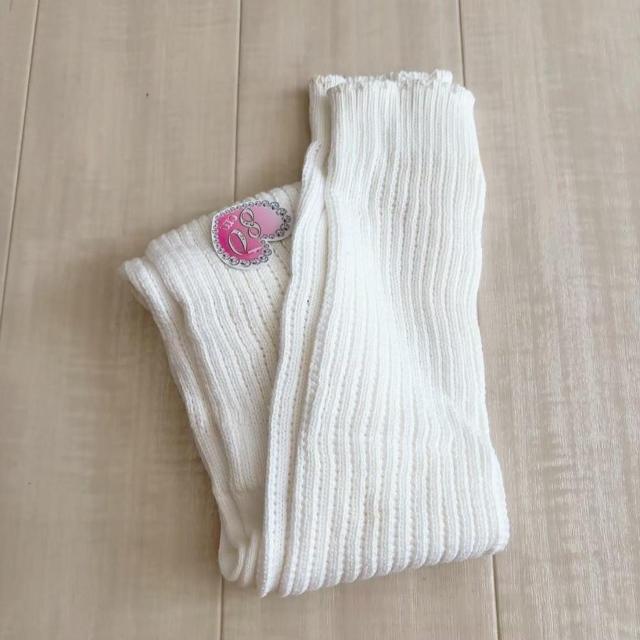 新品!!80cmルーズソックス★定番ホワイト*ギャル♪ < 女性ファッション 新品!!80cmルーズソックス★定番ホワイト*ギャル♪ < 女性ファッションの