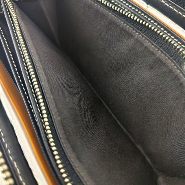 Vivienne Westwood z  uh 