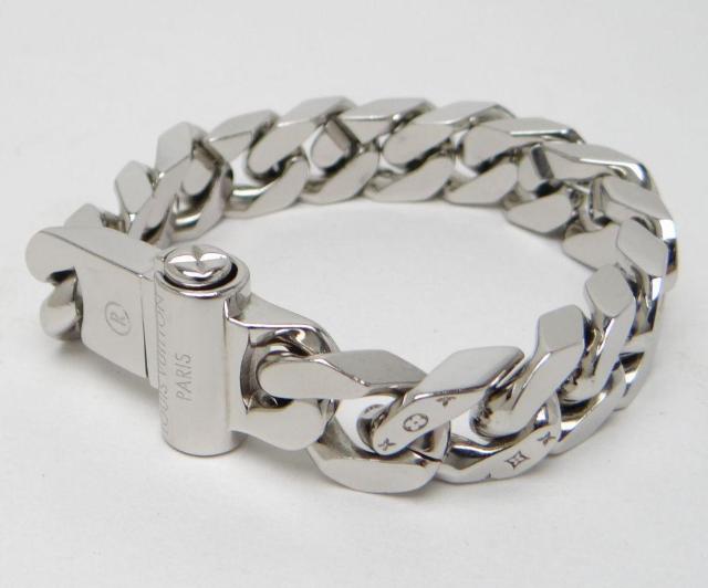 ルイヴィトン M68273 メンズ LVチェーンリンクスブレスレット M シルバー【送料無料】 < ブランド  ルイヴィトン M68273 メンズ LVチェーンリンクスブレスレット M シルバー【送料無料】 < ブランドの