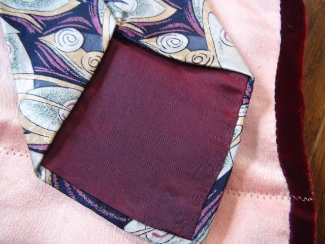 WFg}YNu GENTLEMENS CLUB̃lN^C!B  jt@bV 