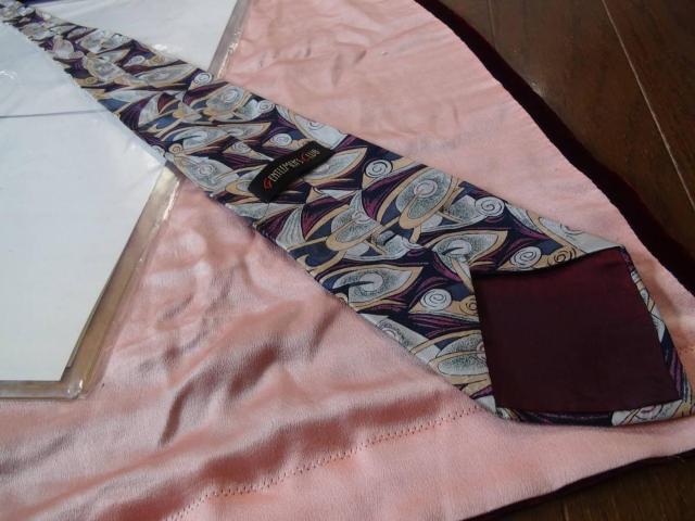 WFg}YNu GENTLEMENS CLUB̃lN^C!B  jt@bV 