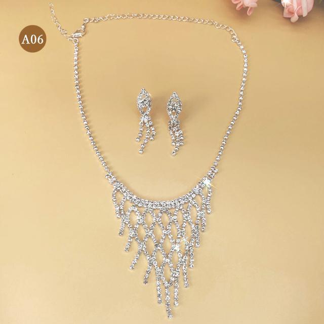 送料無料 新品 ウェディングジュエリーセットアクセサリー < 女性アクセサリー/時計  送料無料 新品 ウェディングジュエリーセットアクセサリー < 女性アクセサリー/時計の