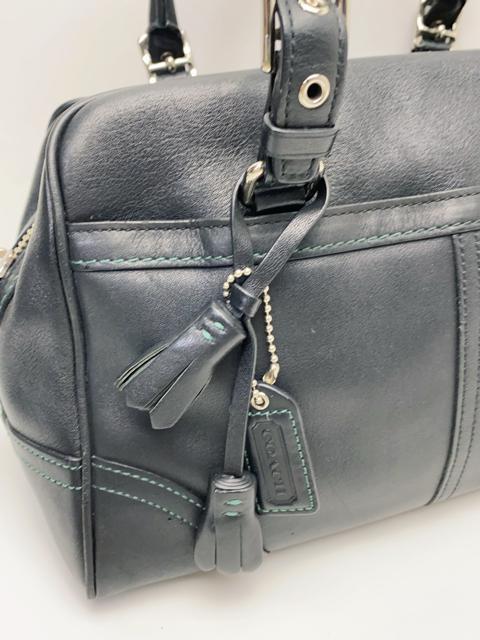 F719 美品 コーチハンドバッグ チャーム付き < ブランド F719 美品 コーチハンドバッグ チャーム付き < ブランドの