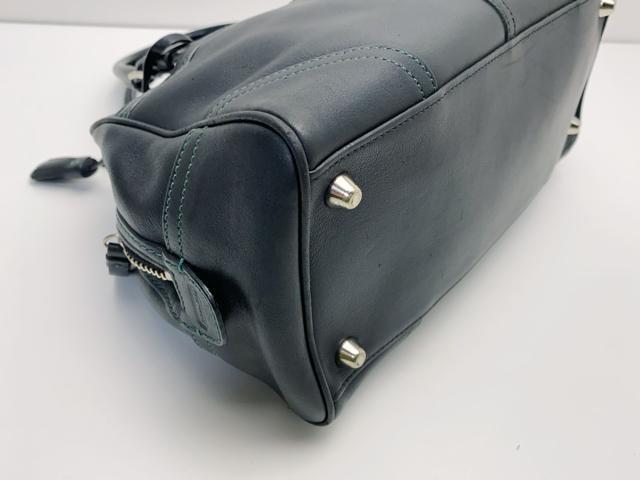 F719 美品 コーチハンドバッグ チャーム付き < ブランド F719 美品 コーチハンドバッグ チャーム付き < ブランドの