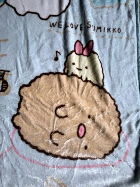 すみっコぐらし!可愛い!愛らしい!ふわり!軽くて暖か!シングルサイズ!ブランケット!毛布!新品! < インテリア/ライフ  すみっコぐらし!可愛い!愛らしい!ふわり!軽くて暖か!シングルサイズ!ブランケット!毛布!新品! < インテリア/ライフの