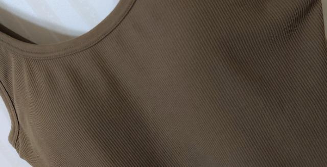 GU★ブラフィール クロップド バックオープン タンクトップ < ブランド  GU★ブラフィール クロップド バックオープン タンクトップ < ブランドの