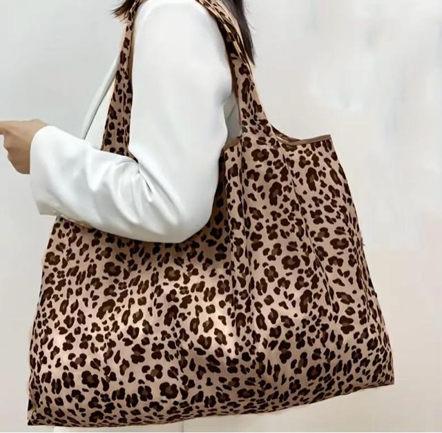 エコバッグ レオパード ヒョウ柄 コンパクト 折り畳み 買い物 トートバッグ < 女性ファッション  エコバッグ レオパード ヒョウ柄 コンパクト 折り畳み 買い物 トートバッグ < 女性ファッションの