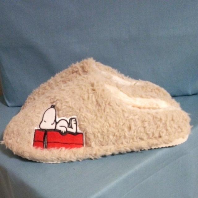 スヌーピー刺繍ルームスリッパ ベージュ < アニメ/コミック/キャラクター スヌーピー刺繍ルームスリッパ ベージュ < アニメ/コミック/キャラクターの