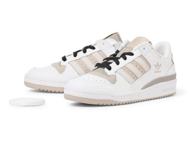 アディダス スニーカー メンズ フォーラム ロー フットウェア ホワイト/ベージュ/プティグレー JP7786 サイズ29.0p < ブランド アディダス スニーカー メンズ フォーラム ロー フットウェア ホワイト/ベージュ/プティグレー JP7786 サイズ29.0p < ブランドの