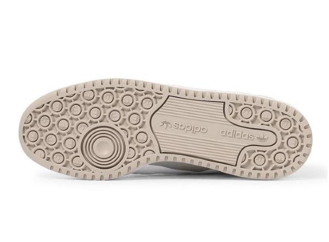 アディダス スニーカー メンズ フォーラム ロー フットウェア ホワイト/ベージュ/プティグレー JP7786 サイズ29.0p < ブランド アディダス スニーカー メンズ フォーラム ロー フットウェア ホワイト/ベージュ/プティグレー JP7786 サイズ29.0p < ブランドの