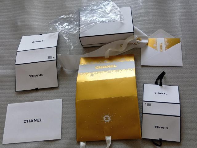 �� CHANEL ��̌����`���[�� �M�t�g�{�b�N�X�t���m�x���e�B�Z�b�g�@ �� �u�����h�� 