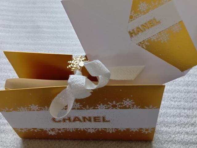 �� CHANEL ��̌����`���[�� �M�t�g�{�b�N�X�t���m�x���e�B�Z�b�g�@ �� �u�����h�� 