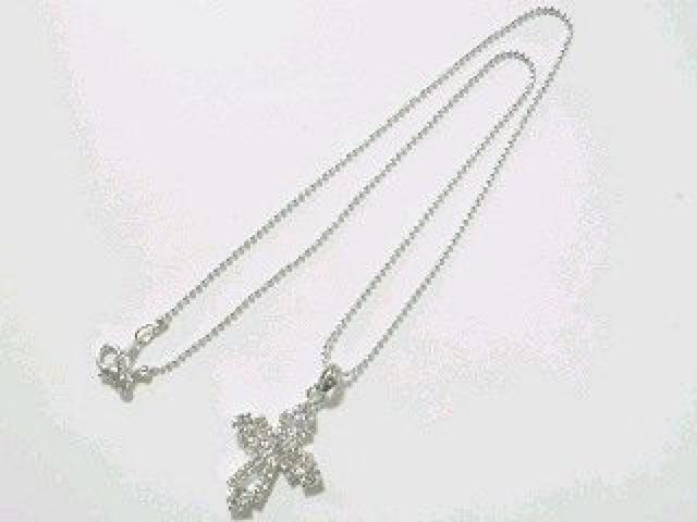 【ゴージャスクロス】キュービックジルコニアネックレス 巾着袋付 < 女性アクセサリー/時計 【ゴージャスクロス】キュービックジルコニアネックレス 巾着袋付 < 女性アクセサリー/時計の