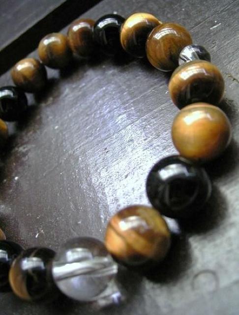 ☆即決☆タイガーアイx水晶xオニキスブレスレット < 男性アクセサリー/時計 ☆即決☆タイガーアイx水晶xオニキスブレスレット < 男性アクセサリー/時計の