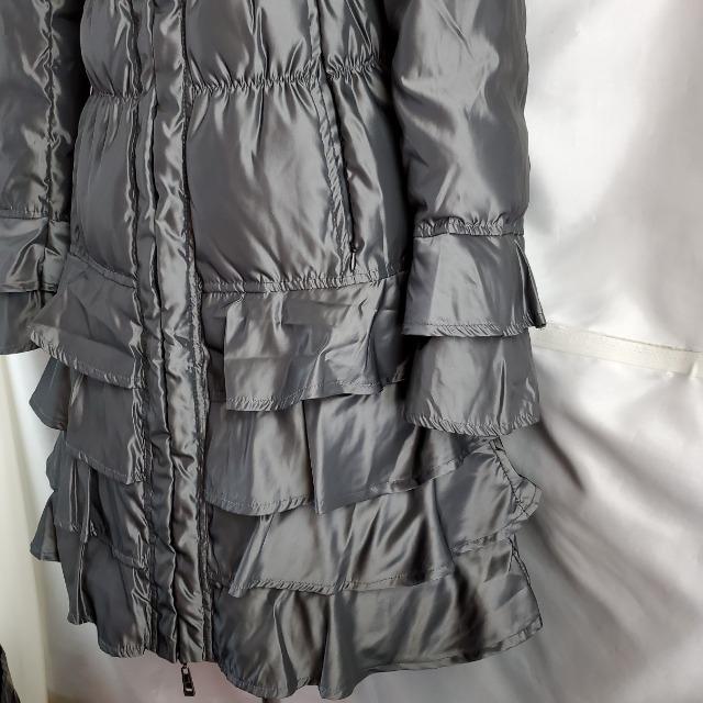 ★492★B・Z★超可愛い!フリル使い&ダウン!ロングコート★M < 女性ファッション  ★492★B・Z★超可愛い!フリル使い&ダウン!ロングコート★M < 女性ファッションの