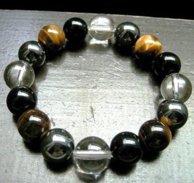 オニキスxタイガーアイxヘマタイトx水晶ブレスレット 天然石 < 男性アクセサリー/時計 オニキスxタイガーアイxヘマタイトx水晶ブレスレット 天然石 < 男性アクセサリー/時計の