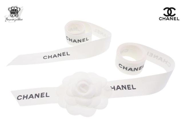 シャネル ラッピング 立体カメリア ステッカー&リボン2本 定番 ホワイト CHANEL【正規品】 < ブランド  シャネル ラッピング 立体カメリア ステッカー&リボン2本 定番 ホワイト CHANEL【正規品】  < ブランドの