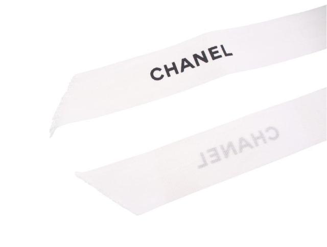シャネル ラッピング 立体カメリア ステッカー&リボン2本 定番 ホワイト CHANEL【正規品】 < ブランド  シャネル ラッピング 立体カメリア ステッカー&リボン2本 定番 ホワイト CHANEL【正規品】 < ブランドの