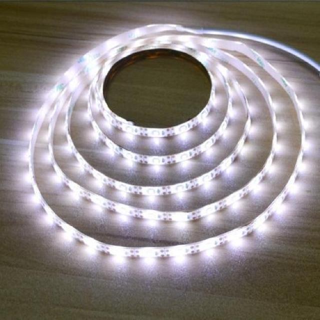 *人感センサー★ 3m テープライト 2way給電 電球色 < 家電/AV  *人感センサー★ 3m テープライト 2way給電 電球色 < 家電/AVの