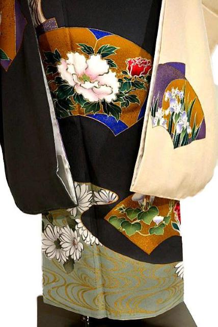 振袖 最高級 未使用品 乳白色×灰色 地紙 牡丹 菊 流水文 梅 紅葉 椿 花柄 身丈156.5cm 裄丈62.5cm T3689 < 女性ファッション 振袖 最高級 未使用品 乳白色×灰色 地紙 牡丹 菊 流水文 梅 紅葉 椿 花柄 身丈156.5cm 裄丈62.5cm T3689 < 女性ファッションの