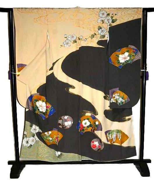 振袖 最高級 未使用品 乳白色×灰色 地紙 牡丹 菊 流水文 梅 紅葉 椿 花柄 身丈156.5cm 裄丈62.5cm T3689 < 女性ファッション 振袖 最高級 未使用品 乳白色×灰色 地紙 牡丹 菊 流水文 梅 紅葉 椿 花柄 身丈156.5cm 裄丈62.5cm T3689 < 女性ファッションの