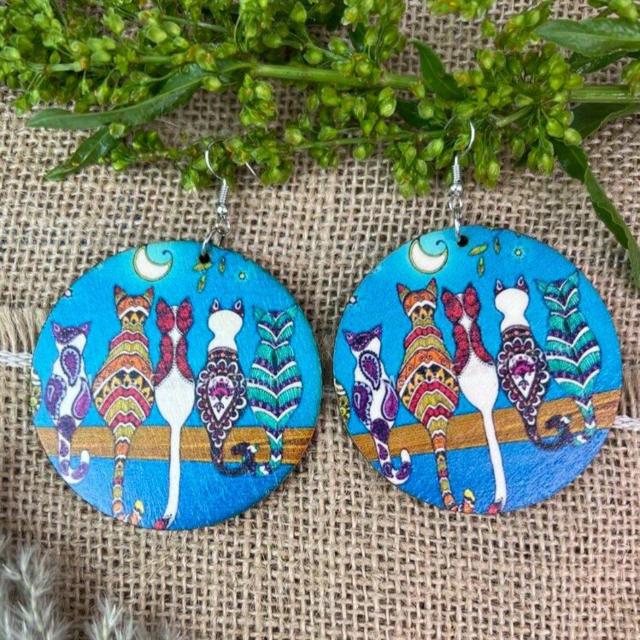 新品★エスニックな猫のウッドピアス < 女性アクセサリー/時計  新品★エスニックな猫のウッドピアス  < 女性アクセサリー/時計の