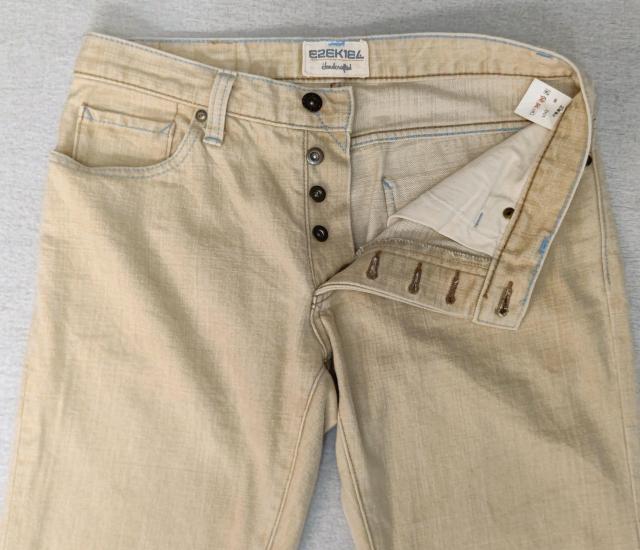 美品★イズキール★EZEKIEL★W81★ストレートデニム★デニム★メンズデニム★ベージュ★ユニセックス★カラーデニム★送料無料 < 男性ファッション  美品★イズキール★EZEKIEL★W81★ストレートデニム★デニム★メンズデニム★ベージュ★ユニセックス★カラーデニム★送料無料 < 男性ファッションの