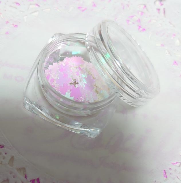 ★ハンドメイド素材★ケース入り!ホログラム・桜(ホワイト) < 香水/コスメ/ネイル  ★ハンドメイド素材★ケース入り!ホログラム・桜(ホワイト) < 香水/コスメ/ネイルの
