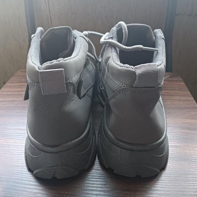 新品 26cm メンズ スニーカー グレー 厚底 カジュアル 靴 かっこいい < 男性ファッション  新品 26cm メンズ スニーカー グレー 厚底 カジュアル 靴 かっこいい < 男性ファッションの