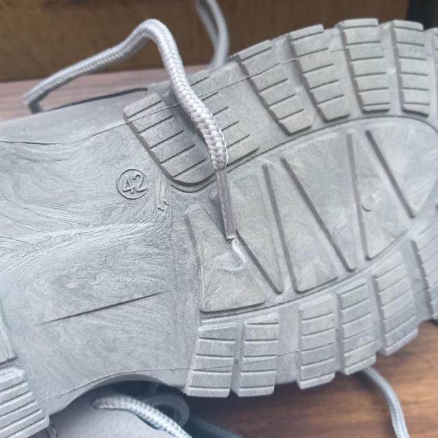 新品 26cm メンズ スニーカー グレー 厚底 カジュアル 靴 かっこいい < 男性ファッション  新品 26cm メンズ スニーカー グレー 厚底 カジュアル 靴 かっこいい < 男性ファッションの