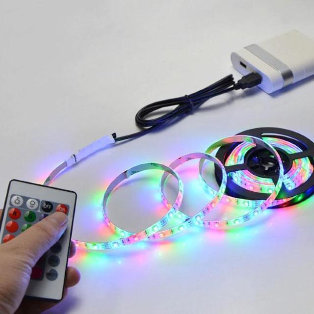 *USB} 2m LED e[vCg Rt F ؒf\  Ɠd/AV 