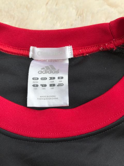 adidas 超カッコ良いTシャツ  160センチ < ブランド  adidas 超カッコ良いTシャツ  160センチ < ブランドの