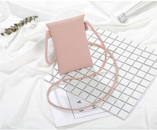 新品■スマホショルダーバッグ ポシェット クロスボディバッグ◆ブラック < 家電/AV  新品■スマホショルダーバッグ ポシェット クロスボディバッグ◆ブラック < 家電/AVの