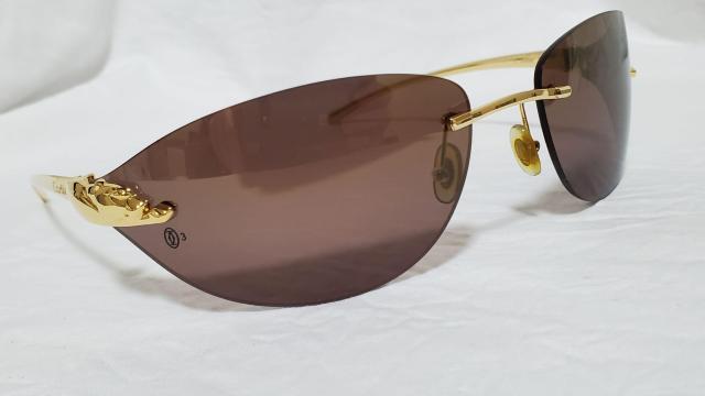 正規 極美 レア カルティエ パンテール パンサーメタルフレーム サングラス 黒茶 ロゴ シャイニーゴールドフィニッシュ ガクト着 < ブランド  正規 極美 レア カルティエ パンテール パンサーメタルフレーム サングラス 黒茶 ロゴ シャイニーゴールドフィニッシュ ガクト着 < ブランドの