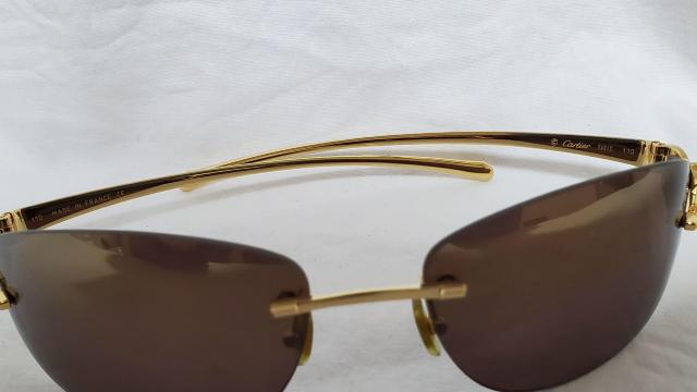 正規 極美 レア カルティエ パンテール パンサーメタルフレーム サングラス 黒茶 ロゴ シャイニーゴールドフィニッシュ ガクト着 < ブランド  正規 極美 レア カルティエ パンテール パンサーメタルフレーム サングラス 黒茶 ロゴ シャイニーゴールドフィニッシュ ガクト着 < ブランドの