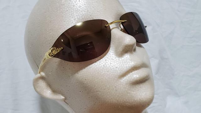 正規 極美 レア カルティエ パンテール パンサーメタルフレーム サングラス 黒茶 ロゴ シャイニーゴールドフィニッシュ ガクト着 < ブランド  正規 極美 レア カルティエ パンテール パンサーメタルフレーム サングラス 黒茶 ロゴ シャイニーゴールドフィニッシュ ガクト着 < ブランドの