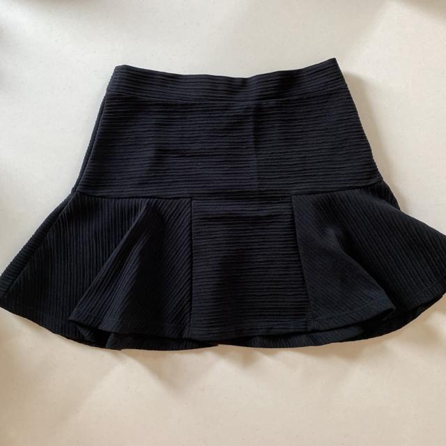 匿名配送 ZARA   サイズS  ミニスカート ブラック フレアスカート < ブランド  匿名配送 ZARA   サイズS  ミニスカート ブラック フレアスカート  < ブランドの
