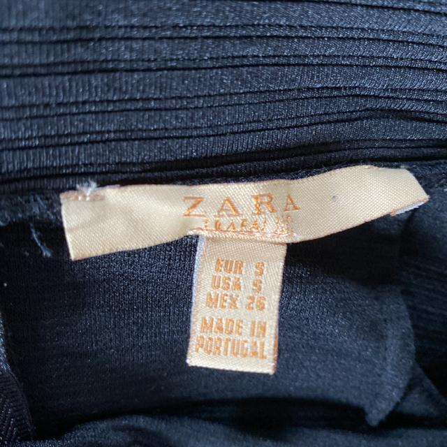 匿名配送 ZARA   サイズS  ミニスカート ブラック フレアスカート < ブランド  匿名配送 ZARA   サイズS  ミニスカート ブラック フレアスカート < ブランドの