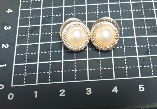 ミニミニブローチ2個セットC < 女性アクセサリー/時計  ミニミニブローチ2個セットC < 女性アクセサリー/時計の