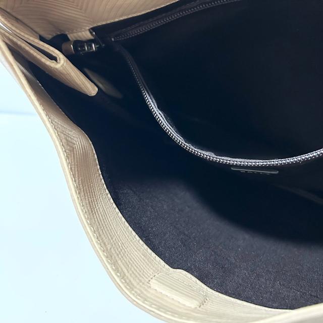 美品 BALLY バリー レザー ワンショルダーバッグ ベージュ < ブランド 美品 BALLY バリー レザー ワンショルダーバッグ ベージュ < ブランドの