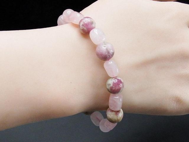 一点物ピンクトルマリン約10mmローズクォーツデザインブレスレット902-037Ra < 女性アクセサリー/時計 一点物ピンクトルマリン約10mmローズクォーツデザインブレスレット902-037Ra < 女性アクセサリー/時計の