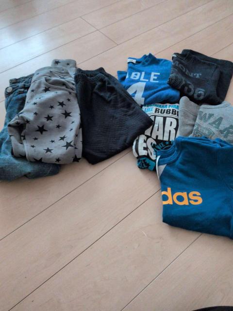 子供服 まとめ売り adidas アディダス 星柄パンツ他 男の子 女の子 キッズ服 複数点 < キッズ/ベビー 子供服 まとめ売り adidas アディダス 星柄パンツ他 男の子 女の子 キッズ服 複数点 < キッズ/ベビーの