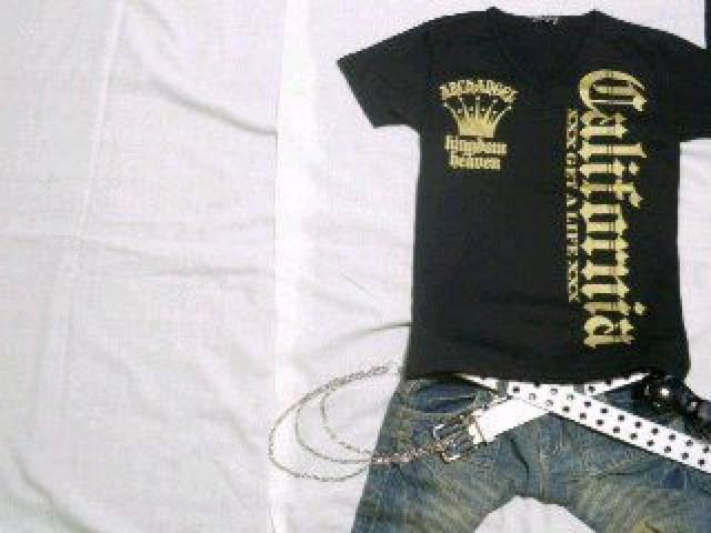 オラオラ.お兄♪バックサークル&クラウンプリントTシャツ ブラック×ゴールド < 男性ファッション オラオラ.お兄♪バックサークル&クラウンプリントTシャツ ブラック×ゴールド < 男性ファッションの