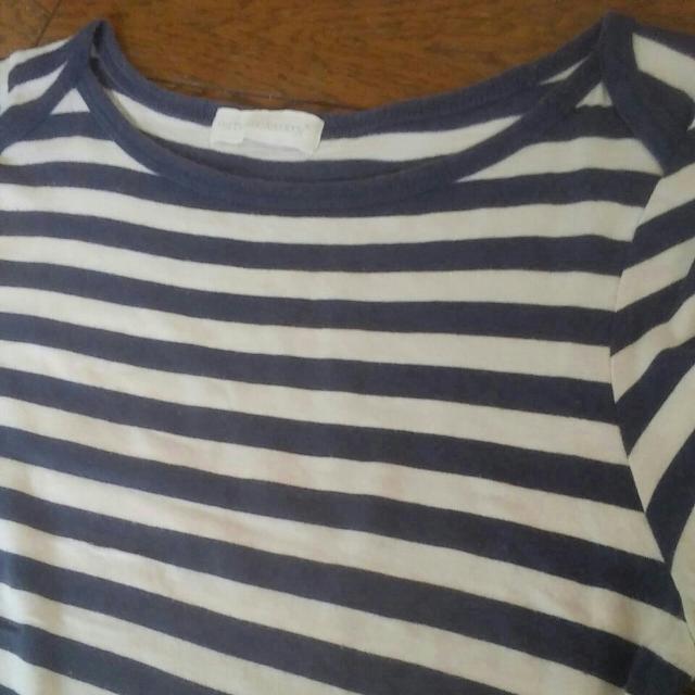 earth music&ecology ネイビーとホワイトのボーダー Sサイズ 美品 < ブランド  earth music&ecology ネイビーとホワイトのボーダー Sサイズ 美品 < ブランドの