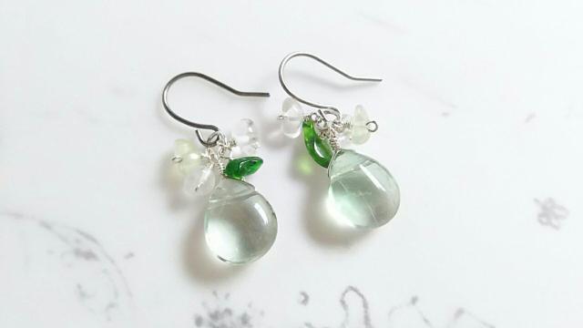 *フローライトの若緑ピアス*SF 21025 < 女性ファッション  *フローライトの若緑ピアス*SF 21025 < 女性ファッションの